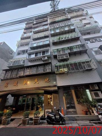 新北板橋拍賣華廈-1