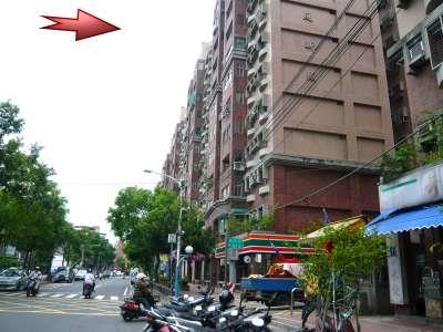 板橋華廈法拍-2