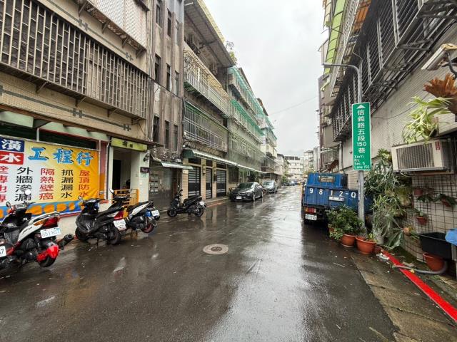 台北信義區公寓法拍-4