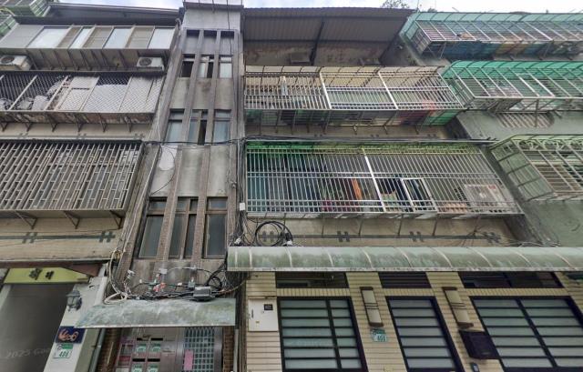 台北信義區公寓法拍-1