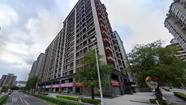 新北淡水大樓拍賣-1