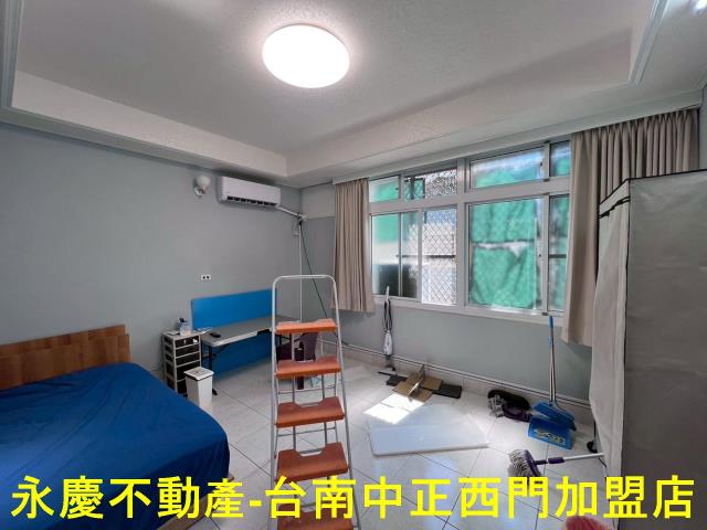 台南安平透天-7