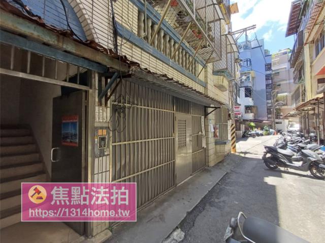 淡水法拍公寓-3