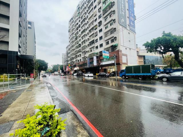 西屯大樓拍賣-10