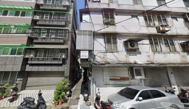 萬華法拍透天-1