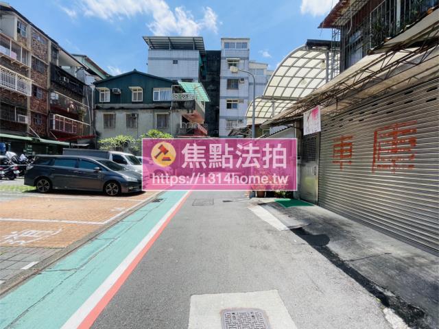 台北文山區透天法拍-7