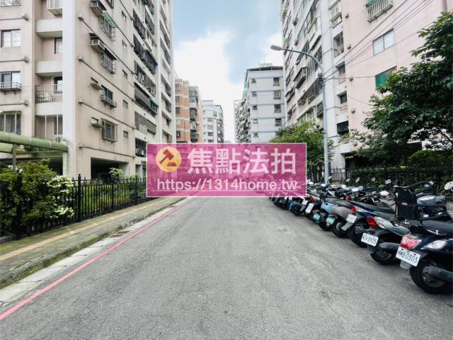 土城大樓法拍-8