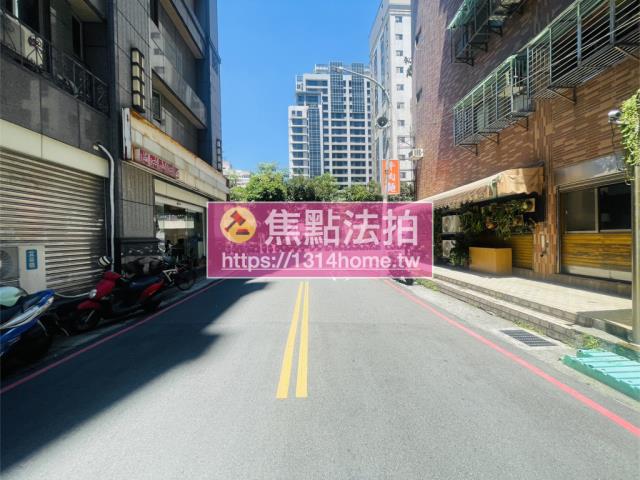 蘆洲華廈法拍-9