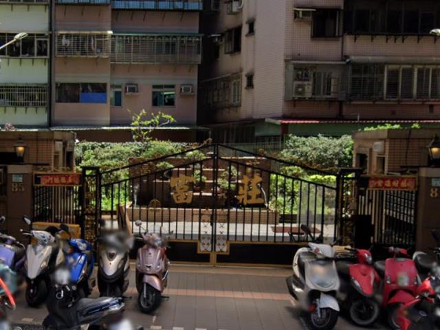 新北蘆洲法拍大樓-4