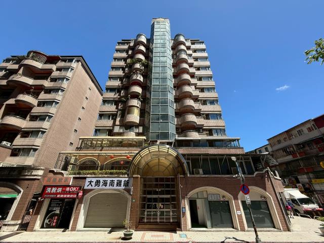 新北中和拍賣大樓-1