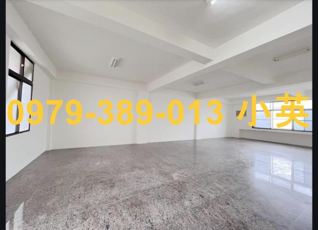 台南新市店面-7