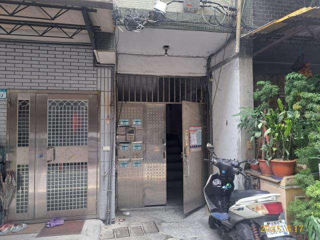 新北板橋公寓法拍-4