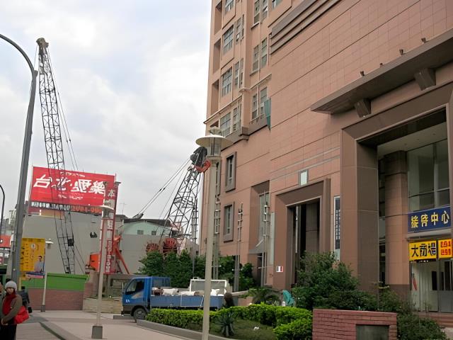 新北中和大樓法拍-4