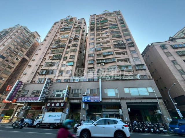 桃園桃園區法拍店面-5