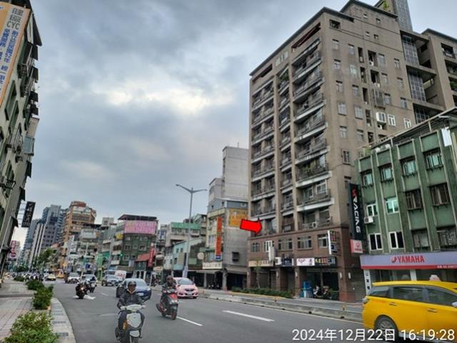 中正區法拍大樓-4