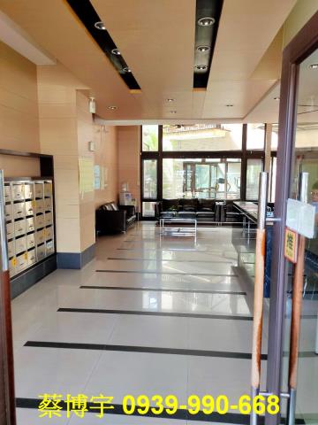 中興路摩登高第法拍屋