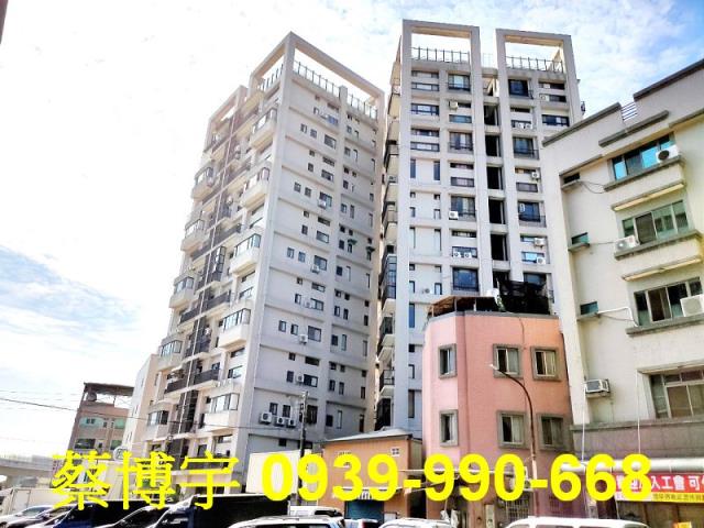 中興路摩登高第法拍屋