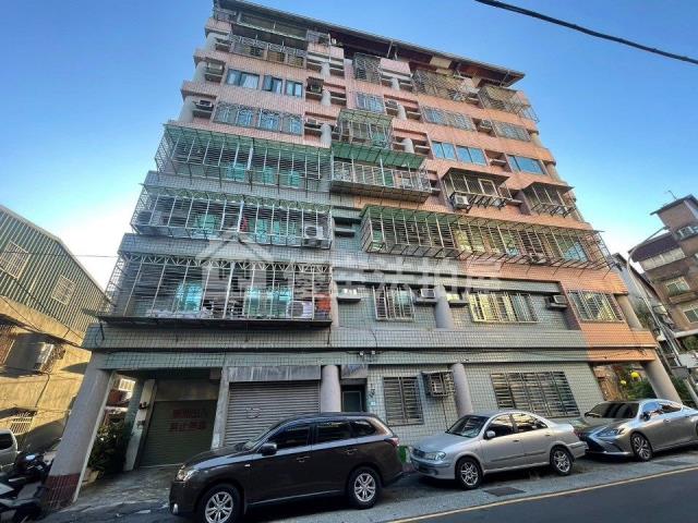 新北淡水法拍華廈-1