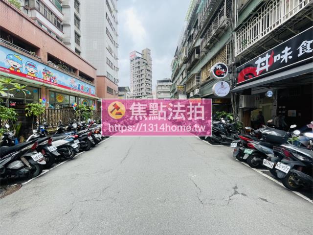 新北板橋拍賣大樓-10