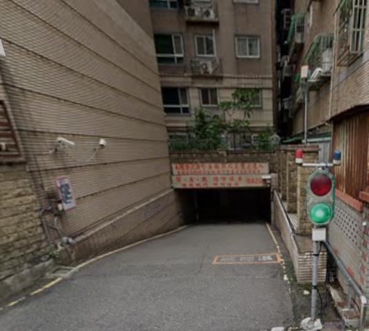 桃園中壢大樓法拍-7