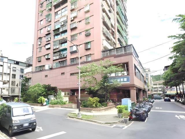 新北中和法拍大樓-9