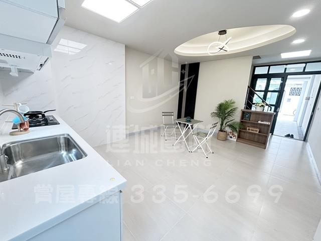 台南南區透天-1