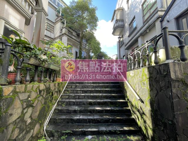 新北汐止法拍透天-9