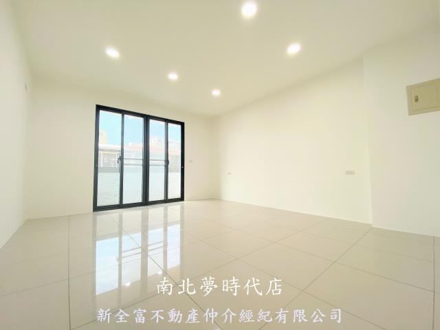 台南南區透天-8